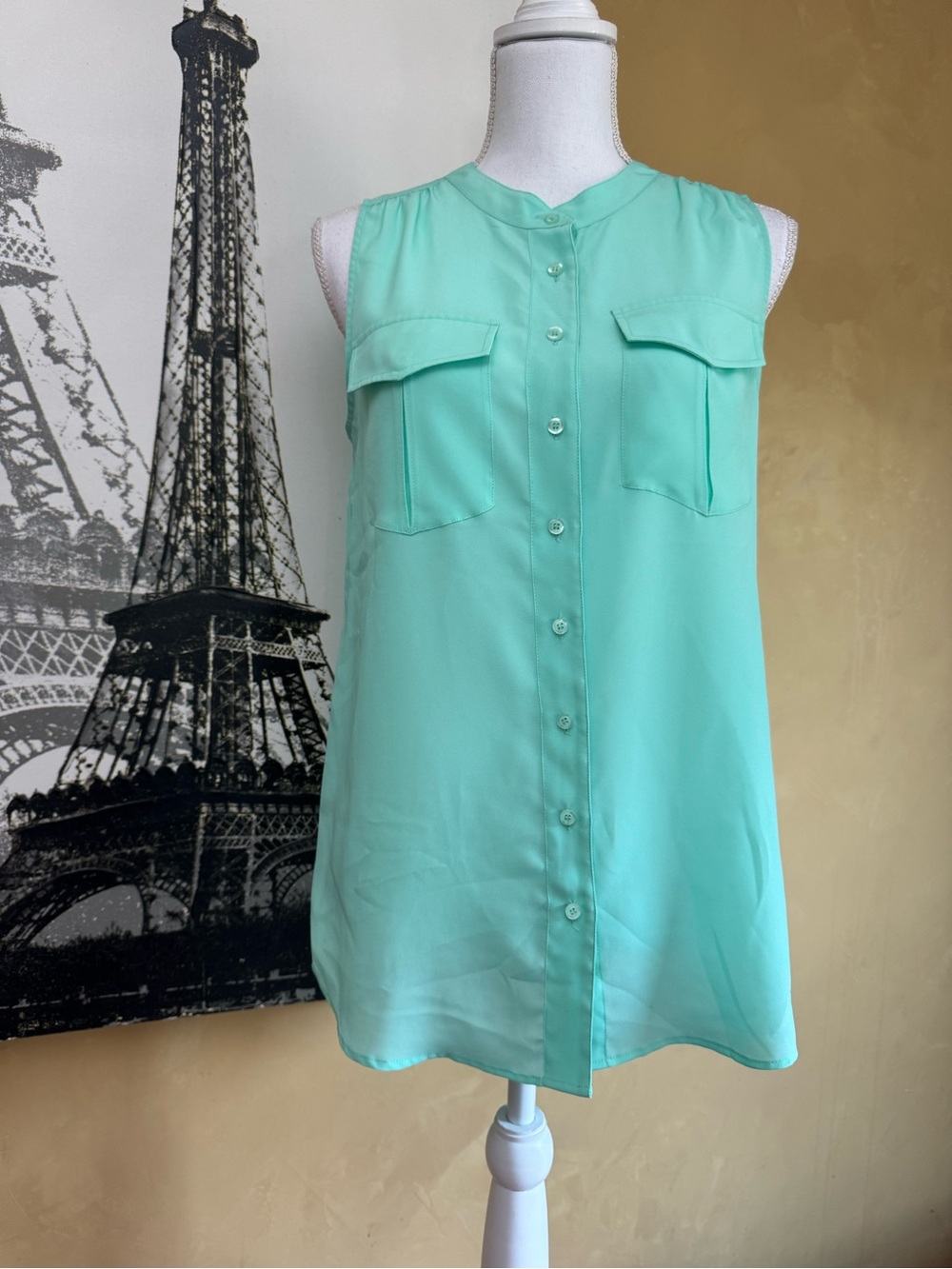 J. Crew Sleeveless Mint Button-Front Blouse